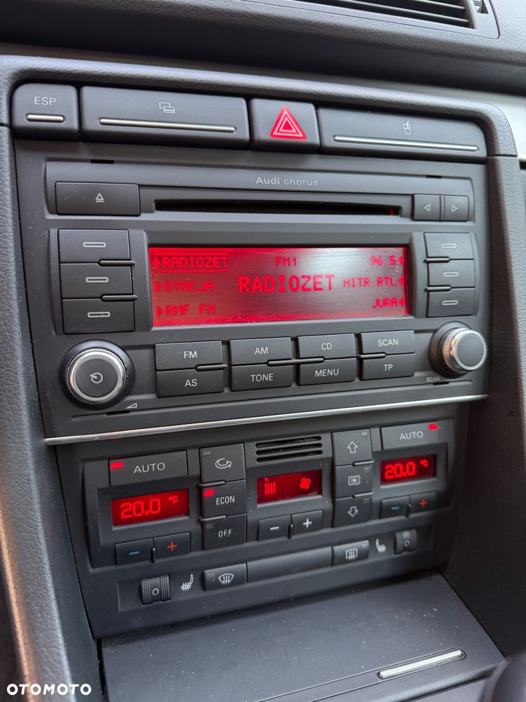 Audi A4 Avant 1.6 - 13