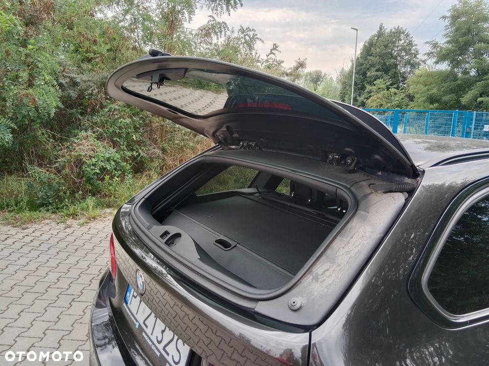 BMW Seria 3 318d Sport Line - 30