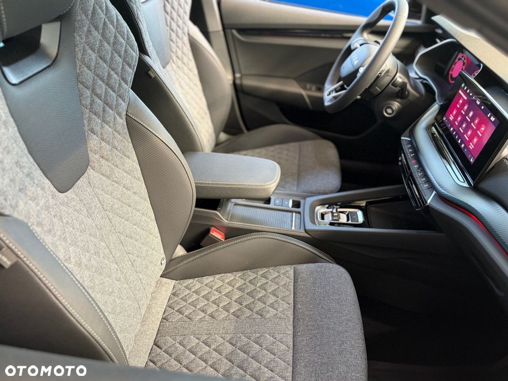 Skoda Octavia 1.5 TSI mHEV Sportline DSG - 10