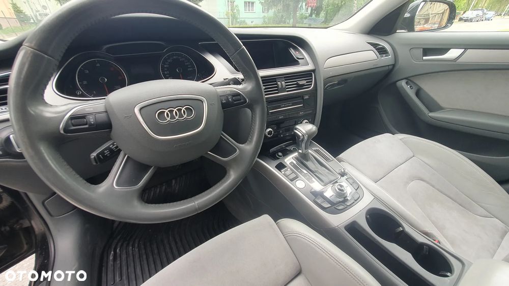 Audi A4 Limousine 2.0 TDI Quattro S tronic - 13