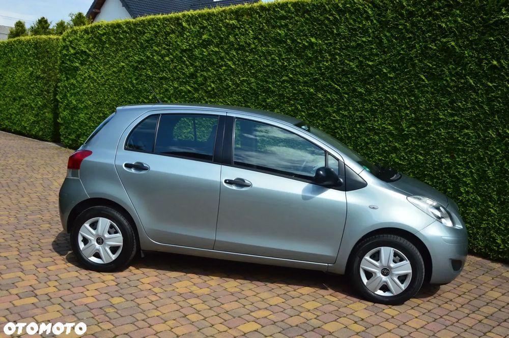 Toyota Yaris - 9