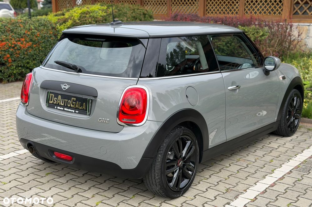 MINI ONE - 10