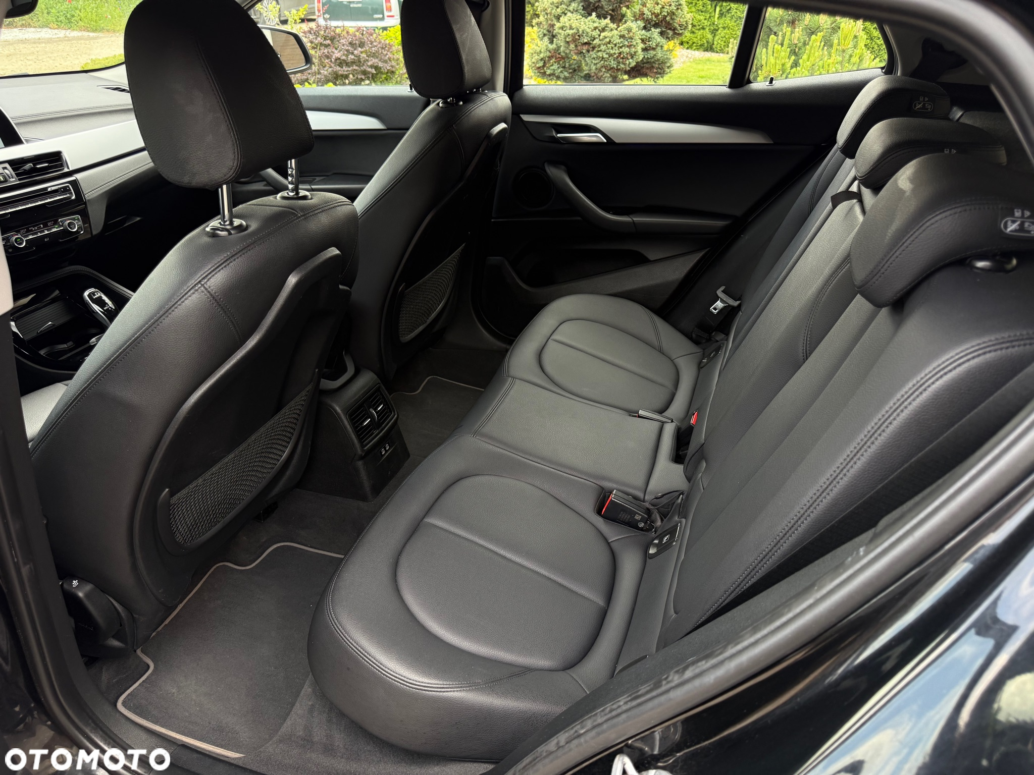 BMW X2 sDrive18d Business Edition sport - 13