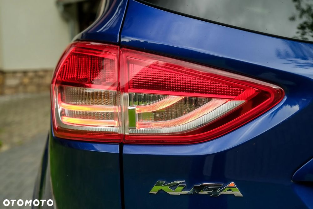 Ford Kuga 2.0 TDCi 4x4 ST-Line - 13