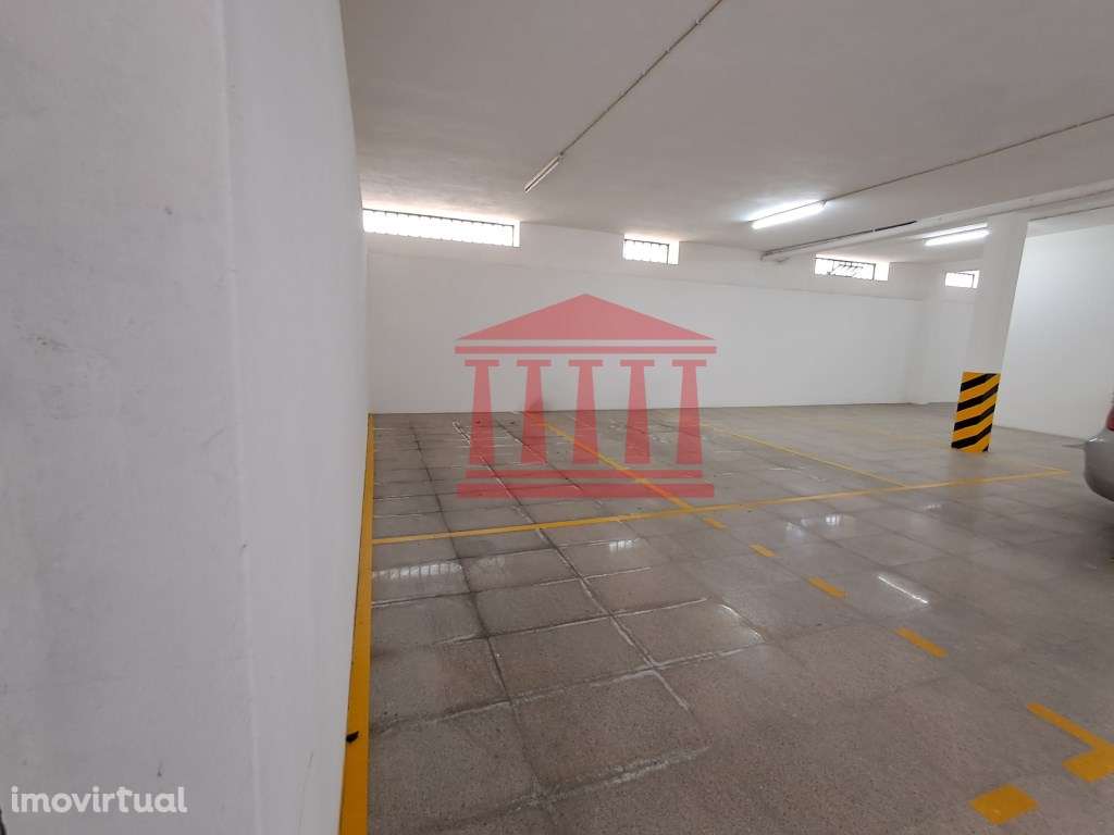 GARAGEM / ARMAZÉM - BARCELOS - Grande imagem: 3/4