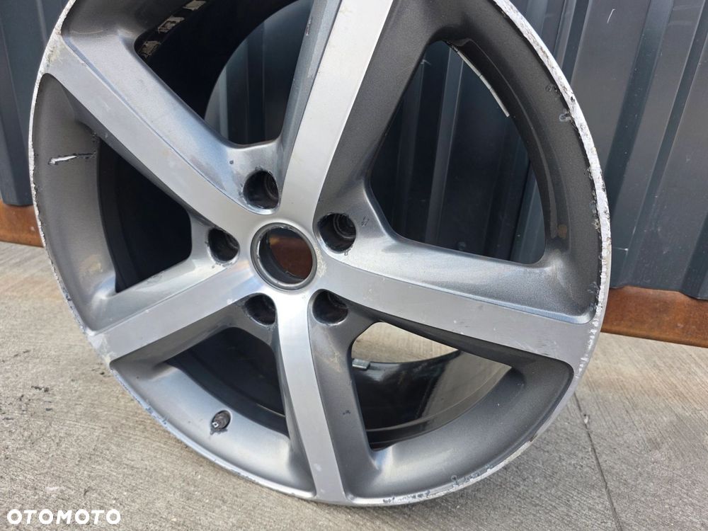 FELGA ALUMINIOWA AUDI VW SEAT SKODA 9.0J R20 ET60 4L0601025H S8/26 - 3