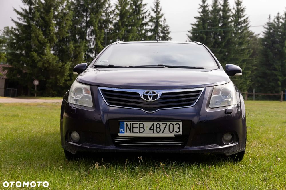 Toyota Avensis 2.2 D-4D Sol Plus - 2