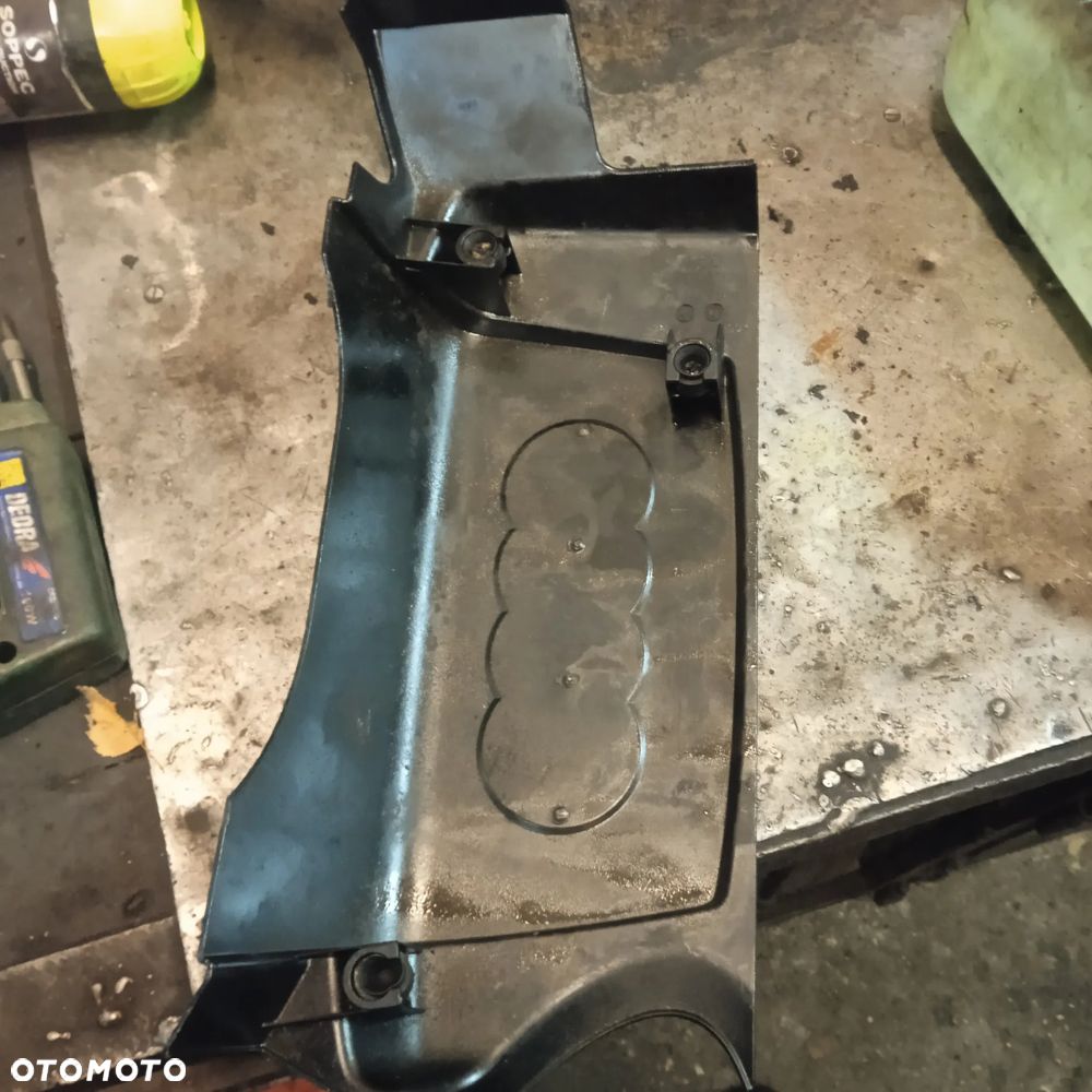 Osłona na silnik A4 B6 B7 4.2 V8 079103926B - 4