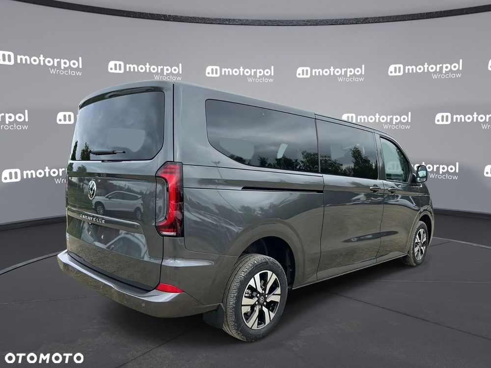Volkswagen Caravelle - 8