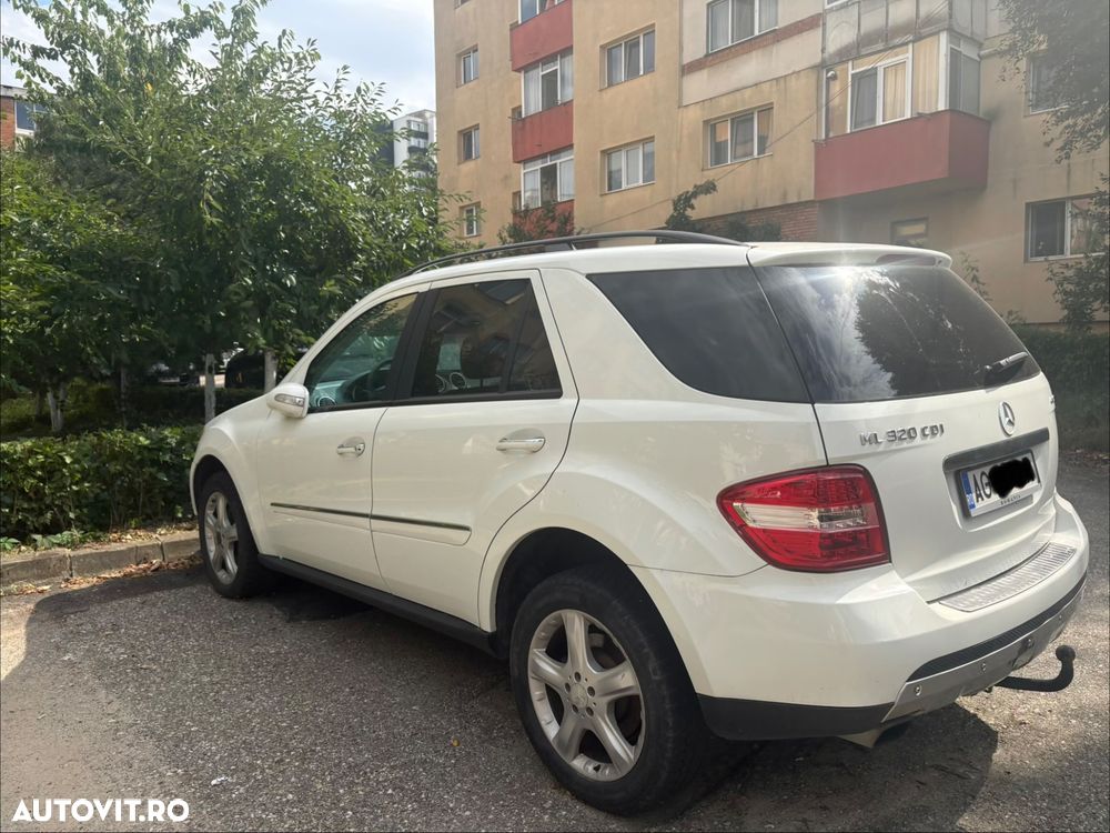 Mercedes-Benz ML 350 BlueTEC Aut - 1