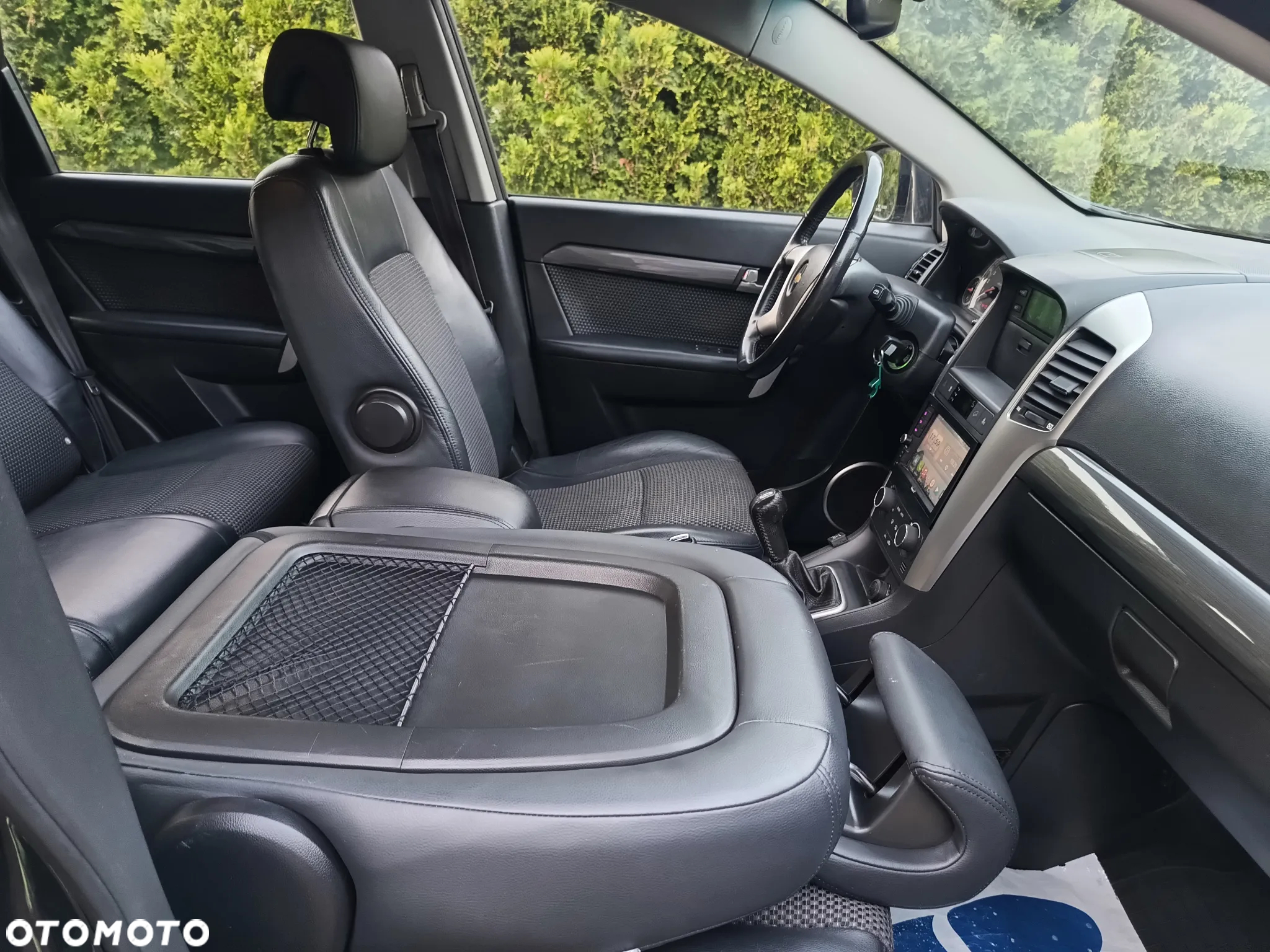 Chevrolet Captiva 2.4 4WD 7 Sitzer LT - 11