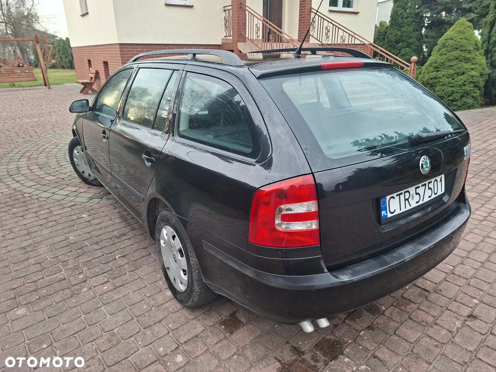 Skoda Octavia 1.9 TDI DPF DSG Elegance - 10