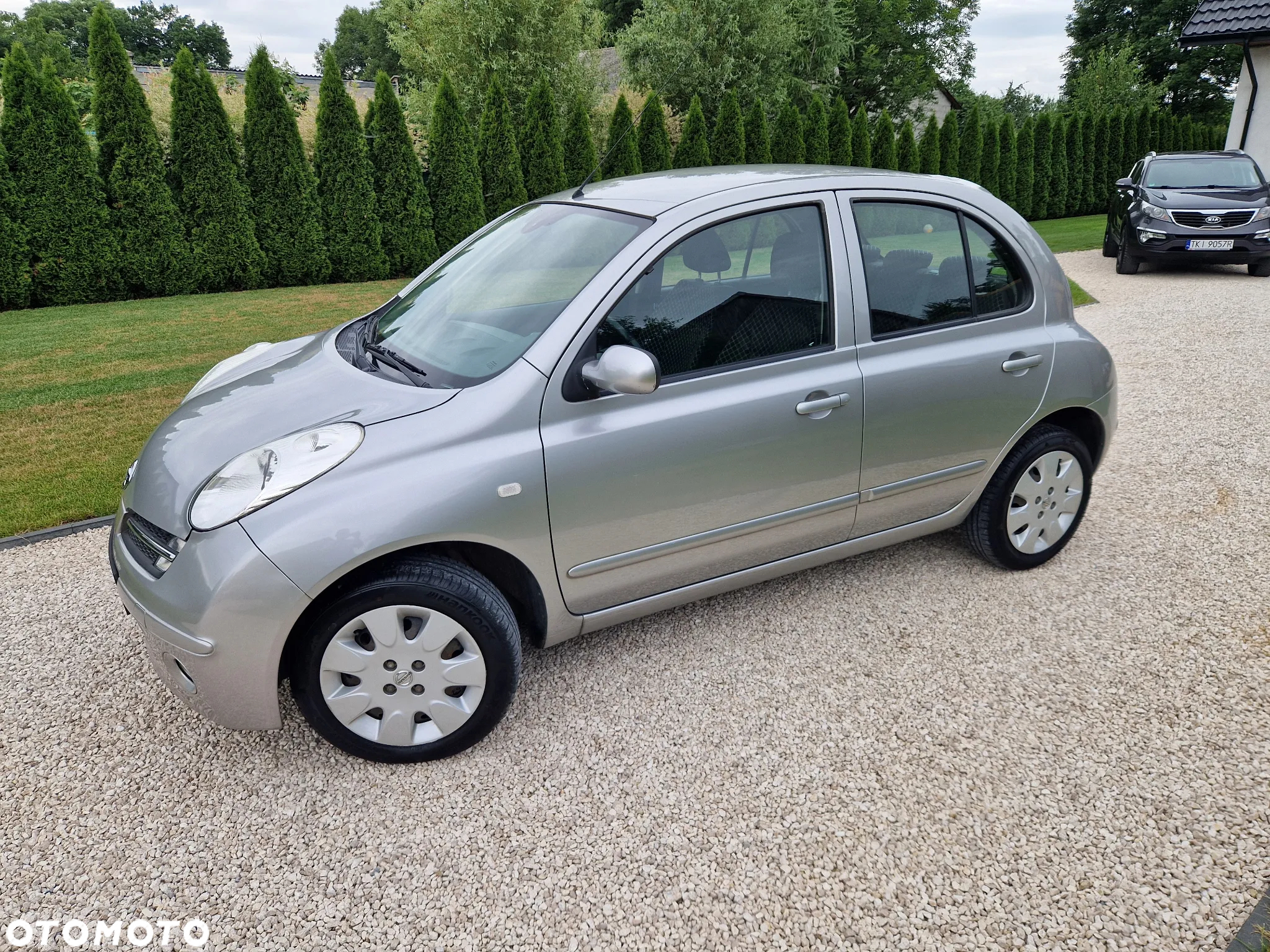 Nissan Micra - 2