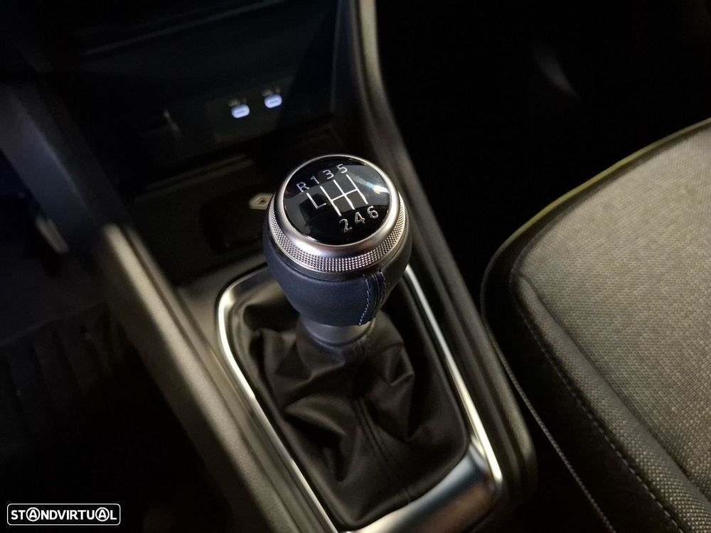 Renault Symbioz 1.3 Mild Hybrid Techno - 19