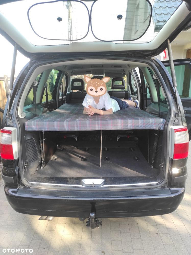 Ford Galaxy - 7