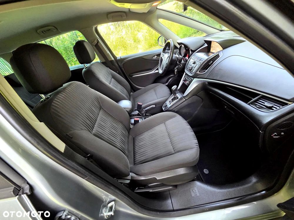 Opel Zafira 1.4 T Cosmo - 25
