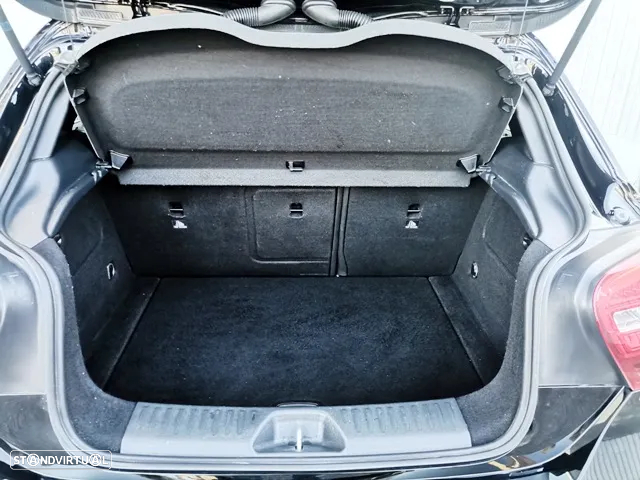 Mercedes-Benz A 180 d Urban - 10