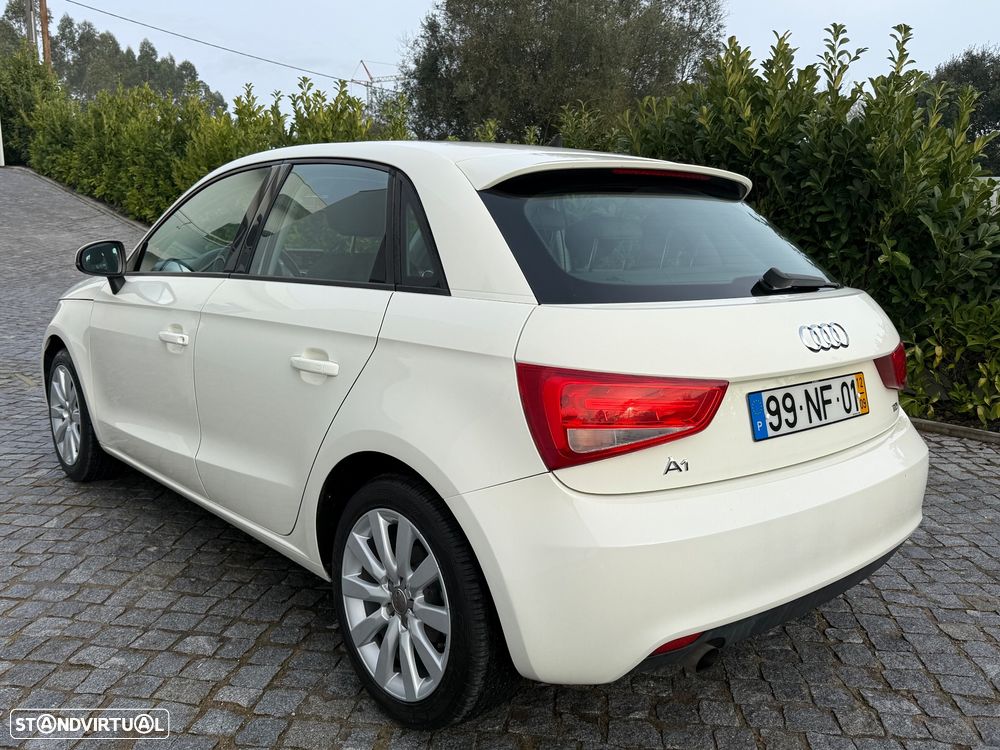Audi A1 Sportback 1.6 TDI Advance - 5