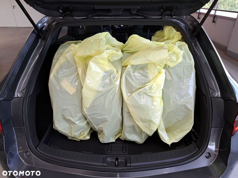 Toyota Corolla 1.8 Hybrid Comfort - 14