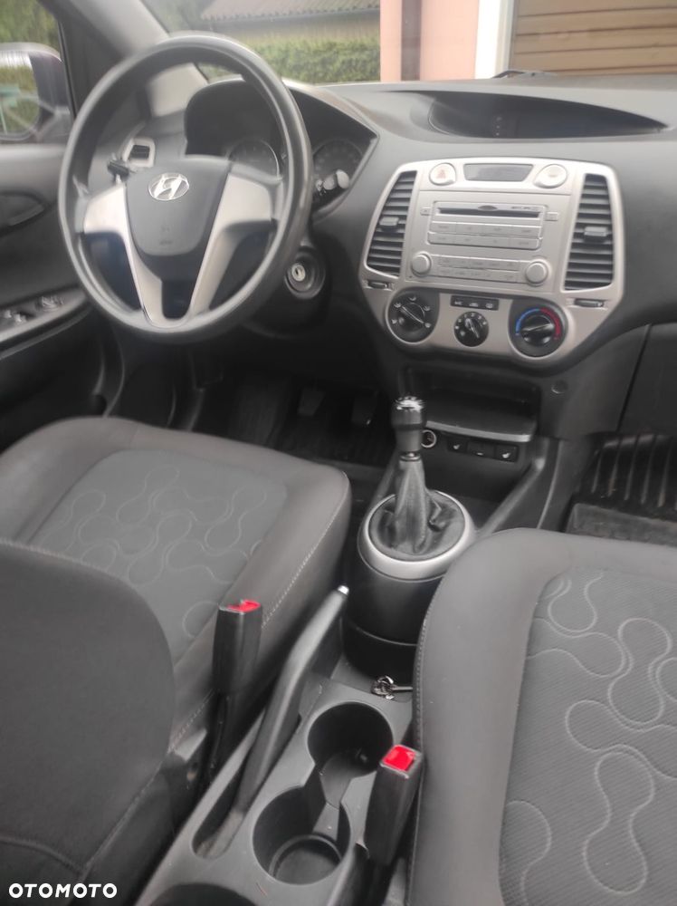 Hyundai i20 - 8
