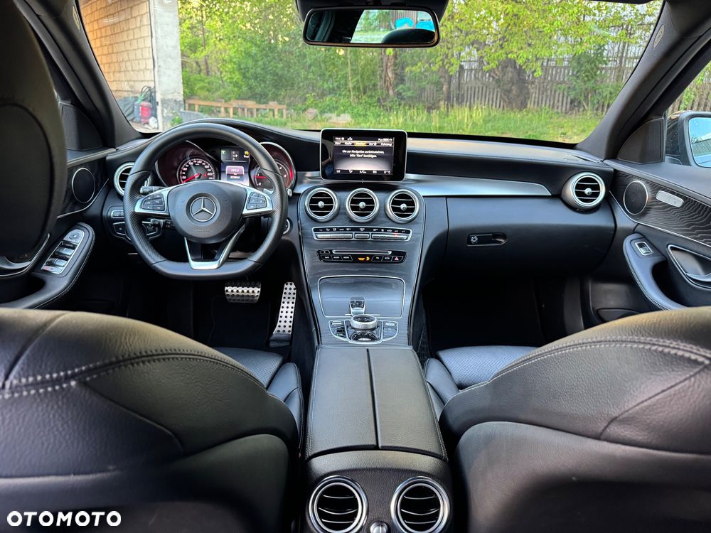 Mercedes-Benz Klasa C 250 d 4Matic 9G-TRONIC AMG Line - 35