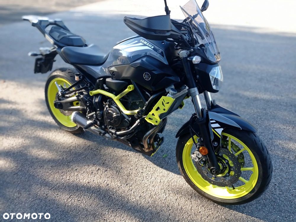 Yamaha MT - 13