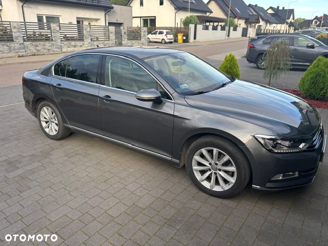 Volkswagen Passat 1.8 TSI BMT Highline DSG - 4