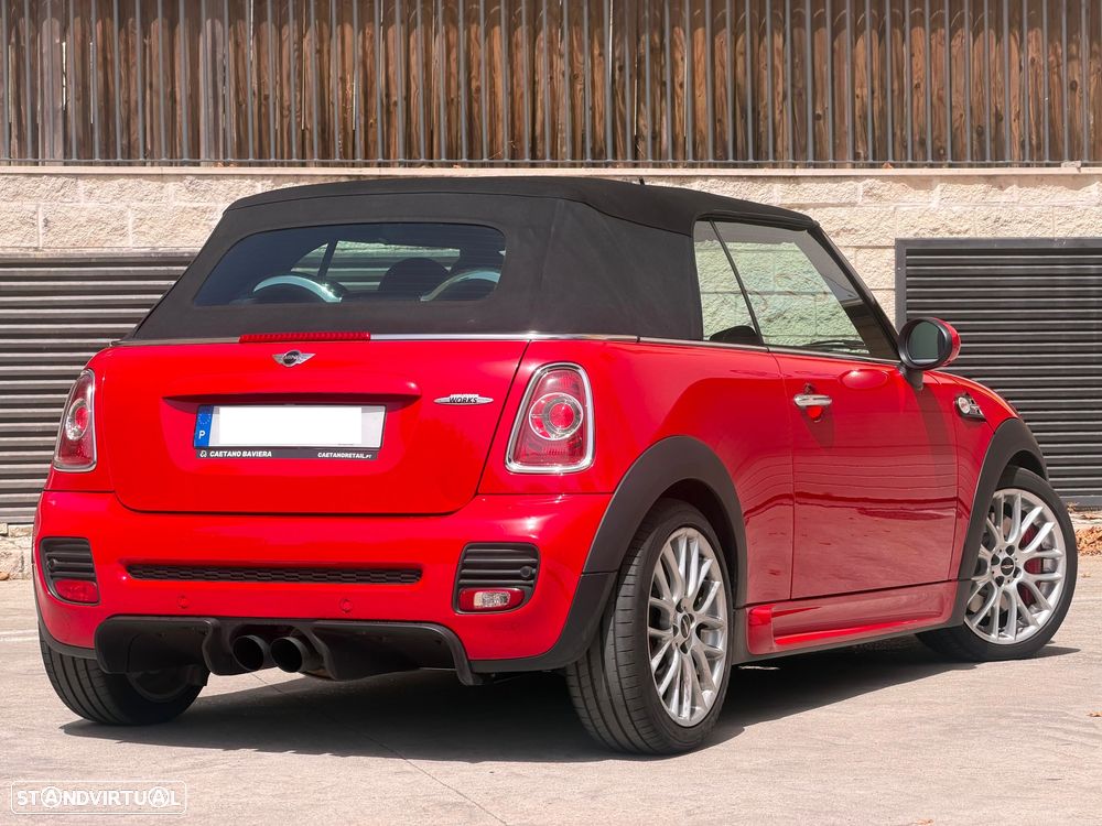 MINI Cabrio John Cooper Works - 7