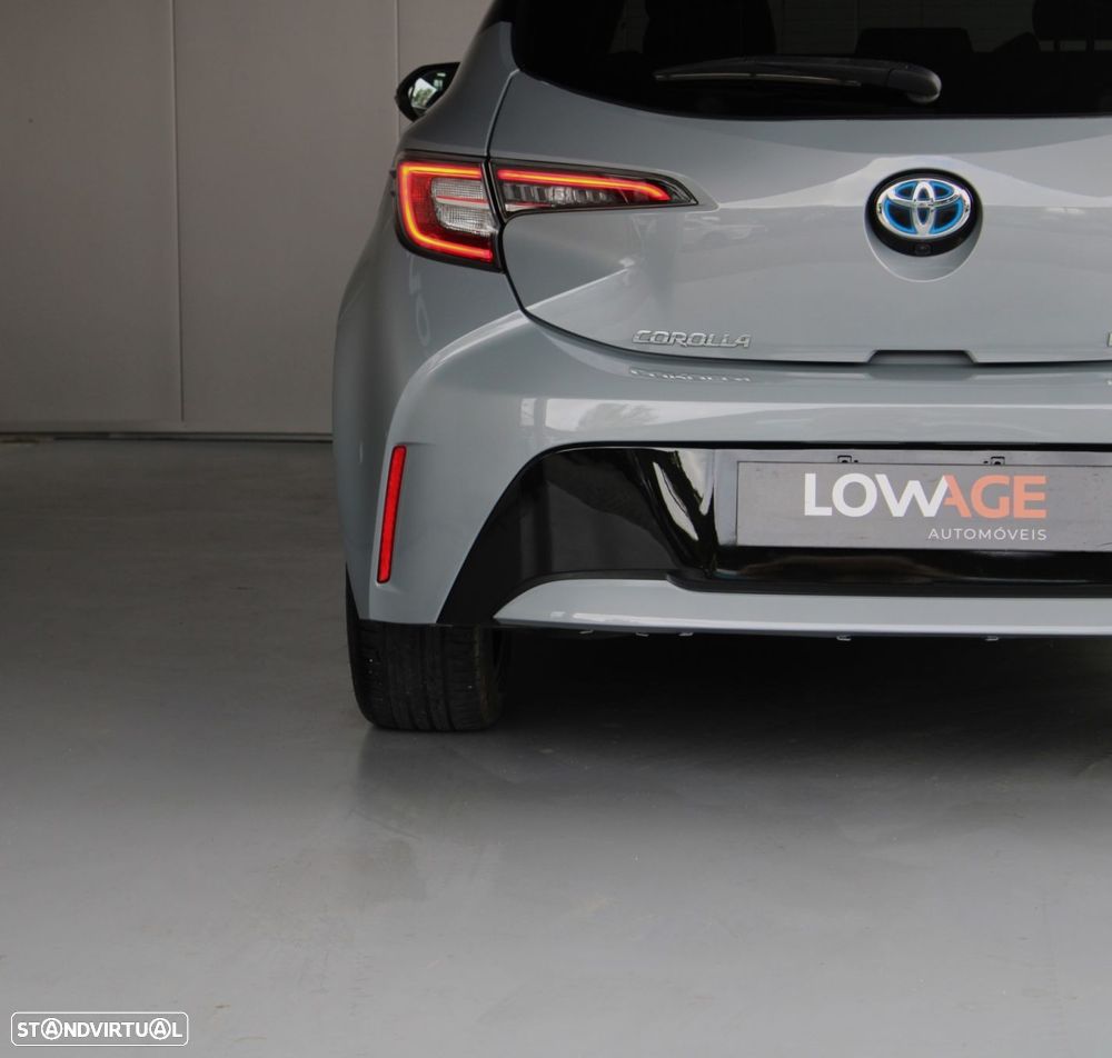 Toyota Corolla 1.8 Hybrid Comfort+P.Sport - 40