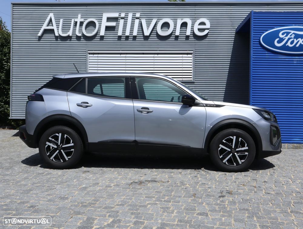 Peugeot 2008 1.2 PureTech Style - 3