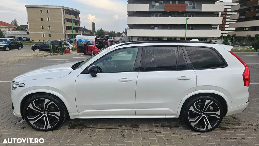 Volvo XC 90 B5 D AWD Plus Dark - 5