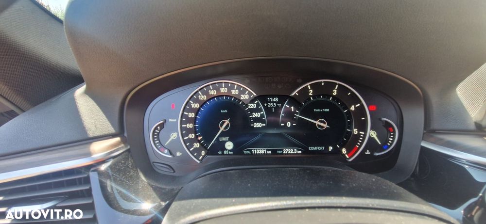 BMW Seria 5 530d xDrive Touring Aut. Sport Line - 16