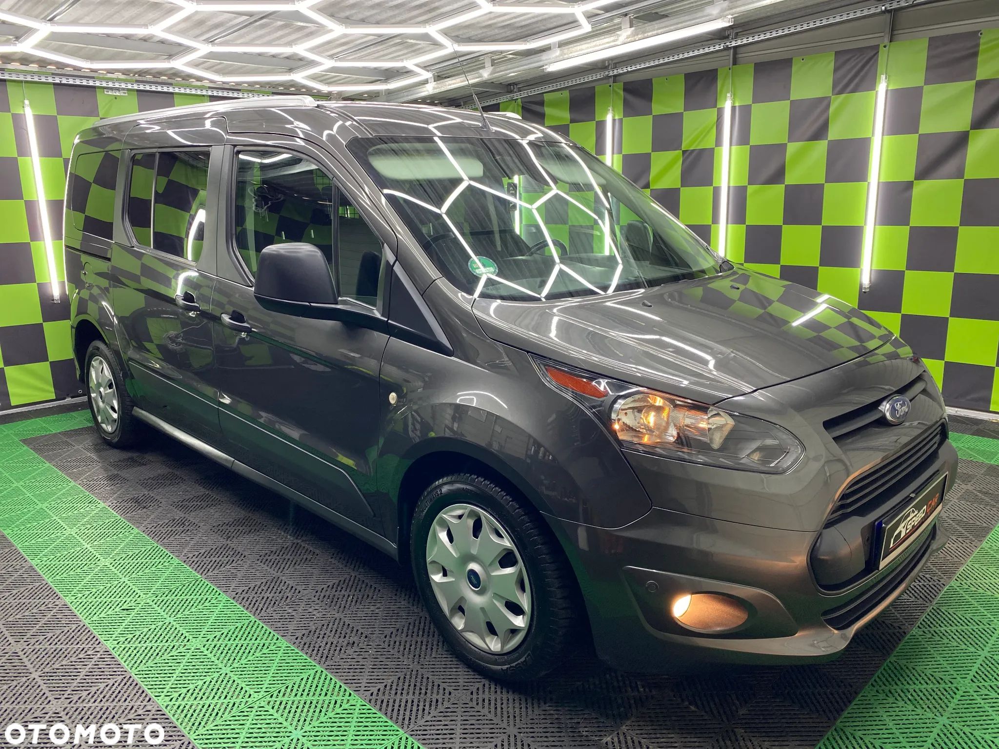 Ford Tourneo Connect 1.5 EcoBlue Start-Stop Trend - 1