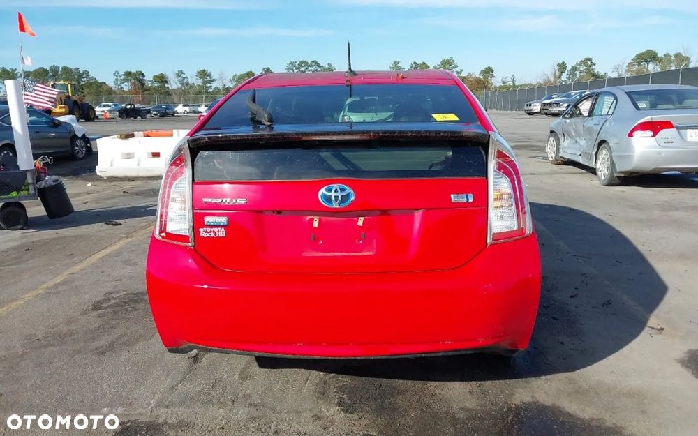 Toyota Prius - 7