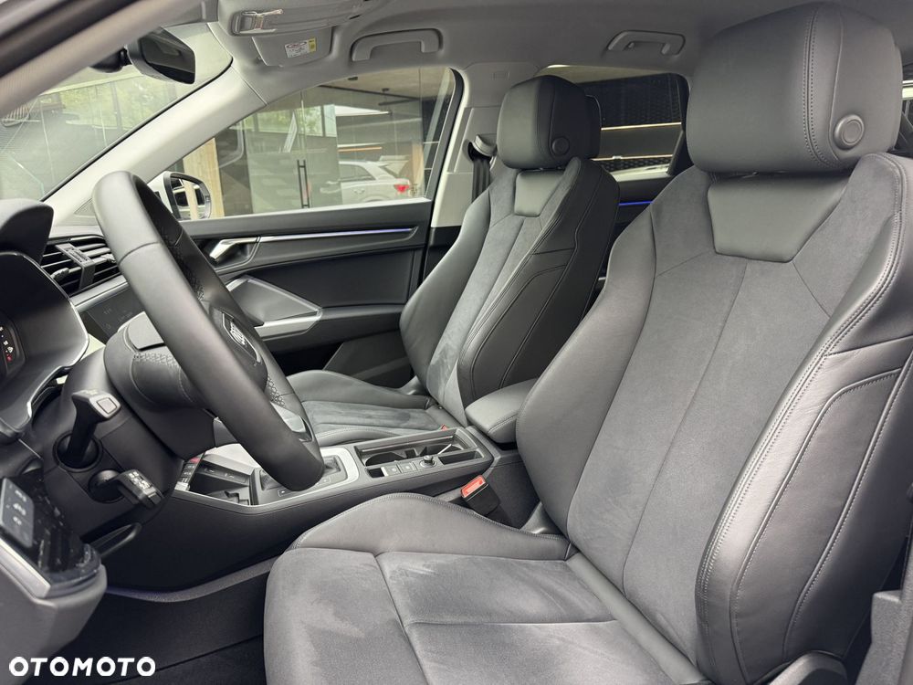 Audi Q3 35 TFSI mHEV S-Line S tronic - 12