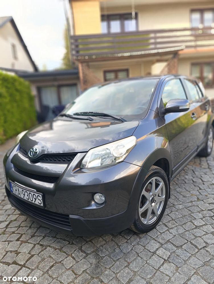 Toyota Urban Cruiser 1.4 D-4D Sol 4x4 - 1