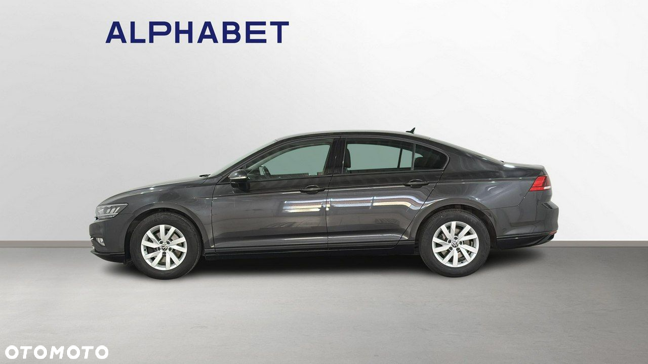 Volkswagen Passat - 3