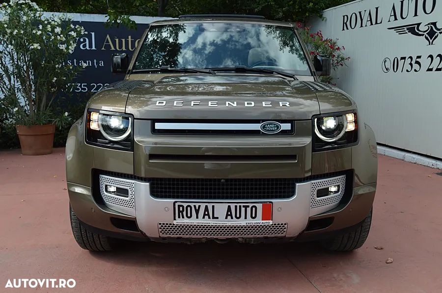 Land Rover Defender - 8