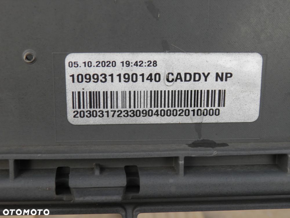 Zderzak przedni  VW CADDY 2K7 V 5 2K7853677 - 7