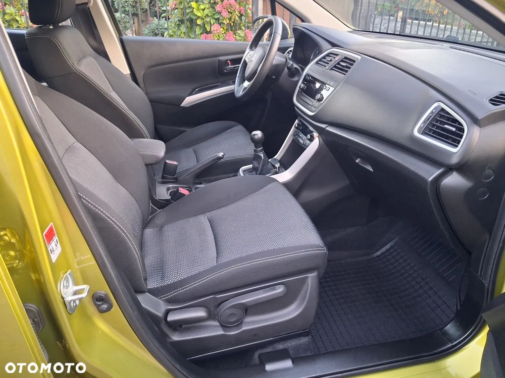 Suzuki SX4 S-Cross - 16