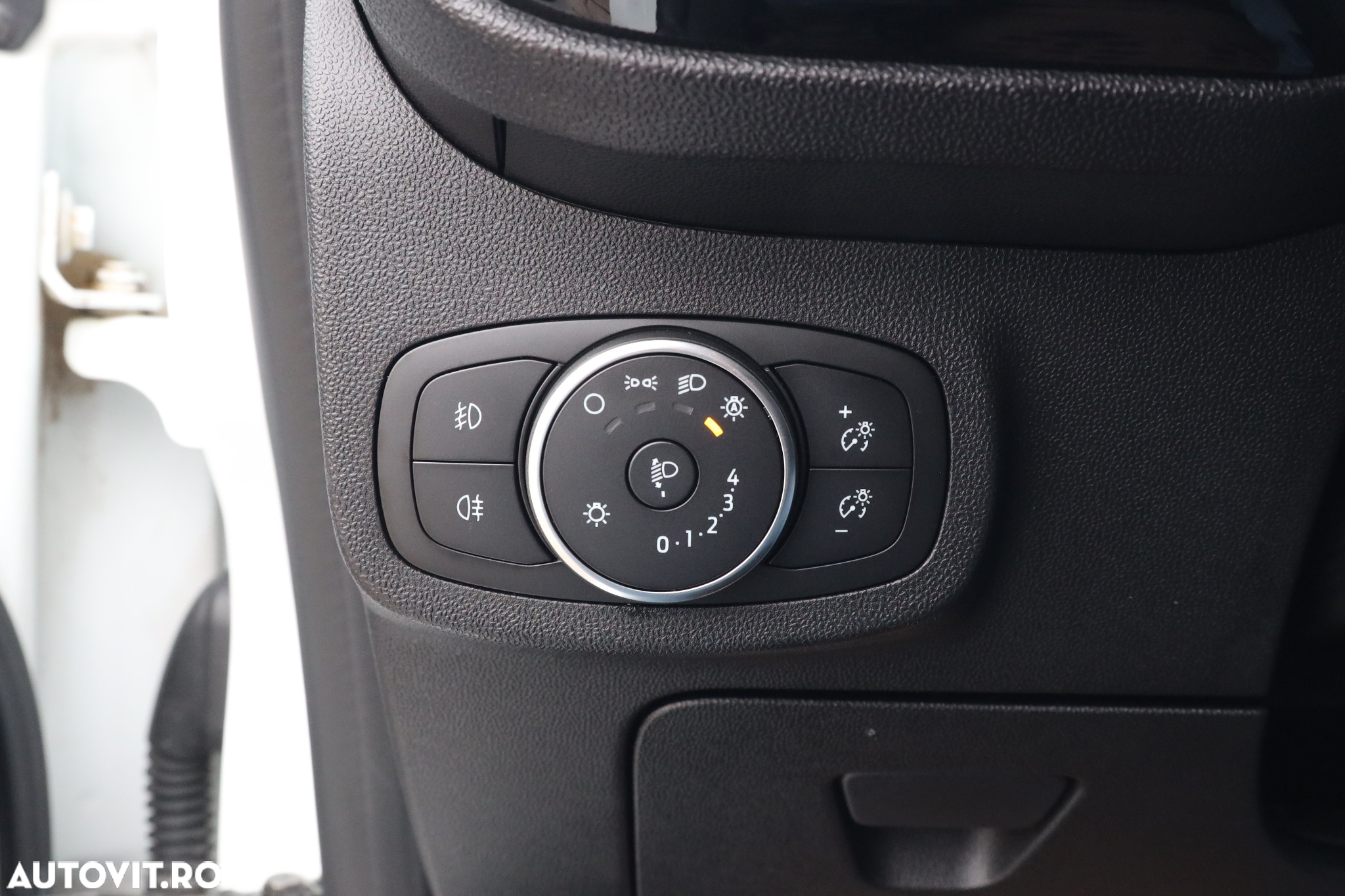 Ford Fiesta 1.0 EcoBoost Powershift Trend - 18