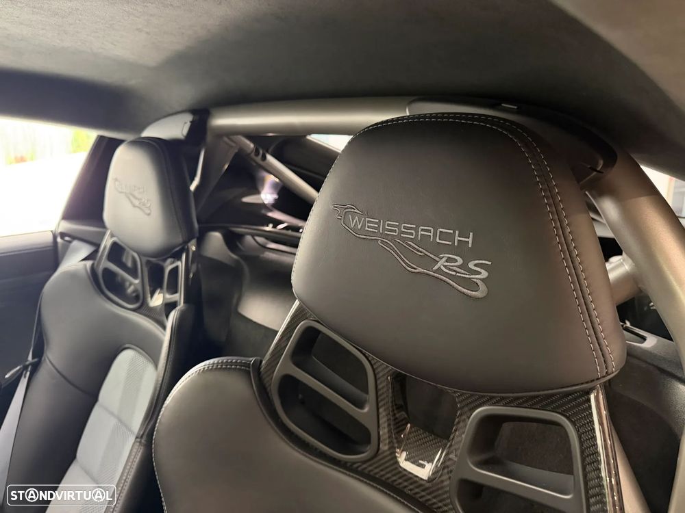 Porsche 718 Cayman GT4 RS - 9
