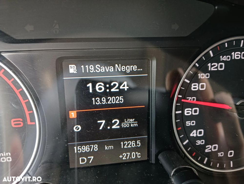 Audi Q5 2.0 40 TDI quattro S tronic Sport - 6