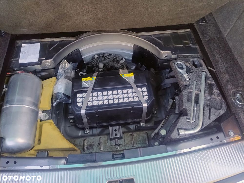 Volkswagen Touareg 5.0 V10 TDI DPF Automatik Exclusive Edition - 21