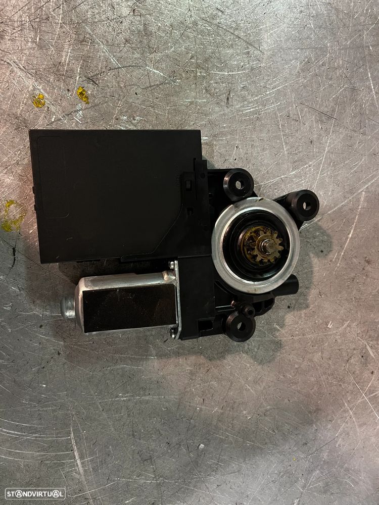 MOTOR DO ELEVADOR DE VIDRO VOLVO C30 / V50 / S40 II - FRENTE DIREITO 31288115AA - 3