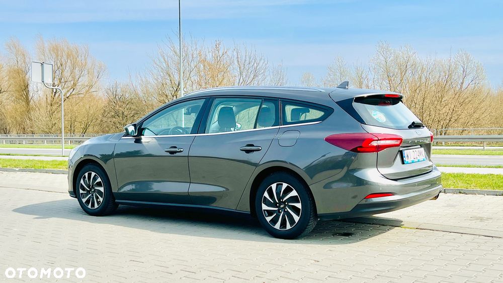 Ford Focus 1.0 EcoBoost Trend Edition - 21