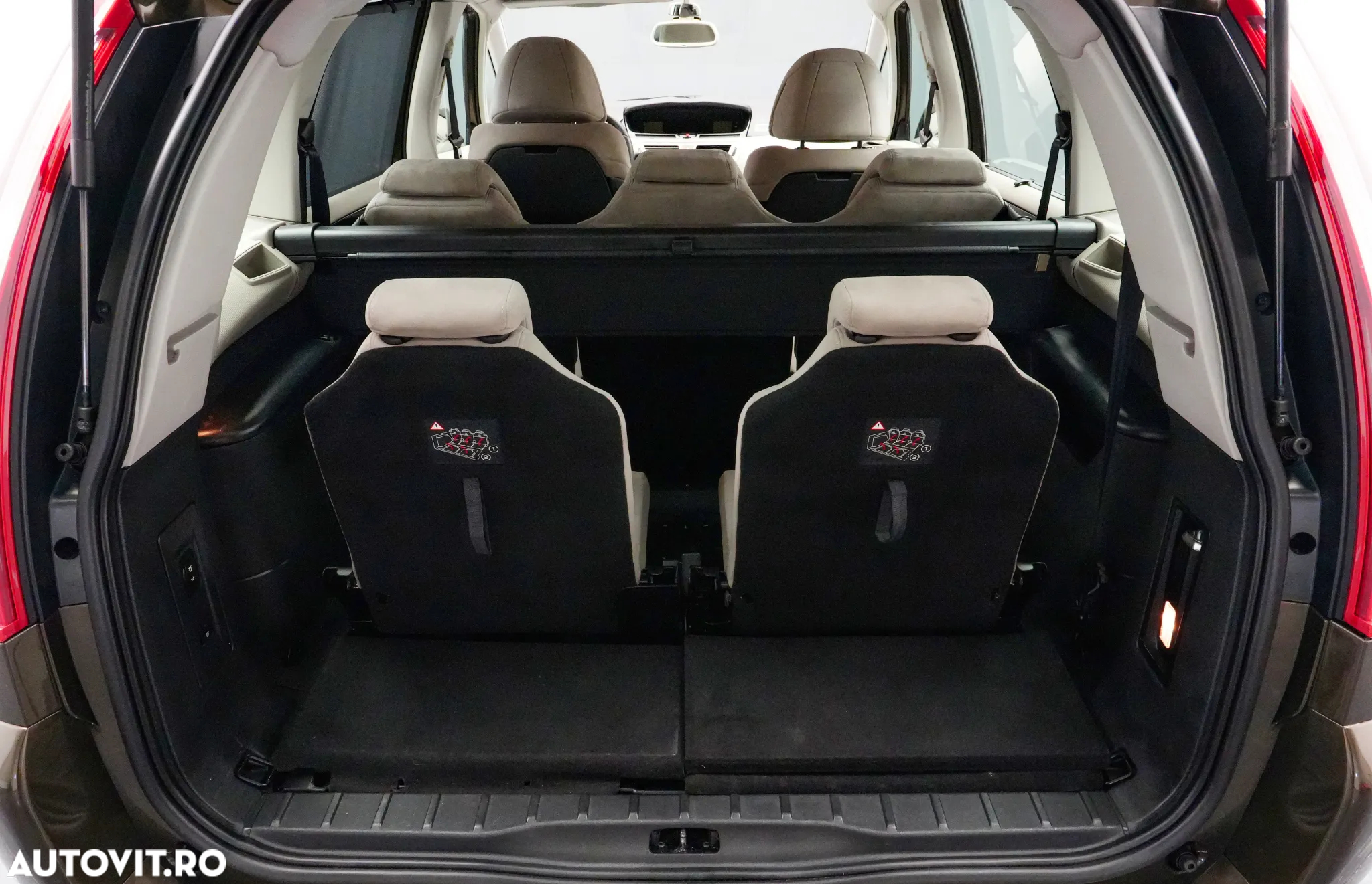 Citroën C4 Picasso - 16
