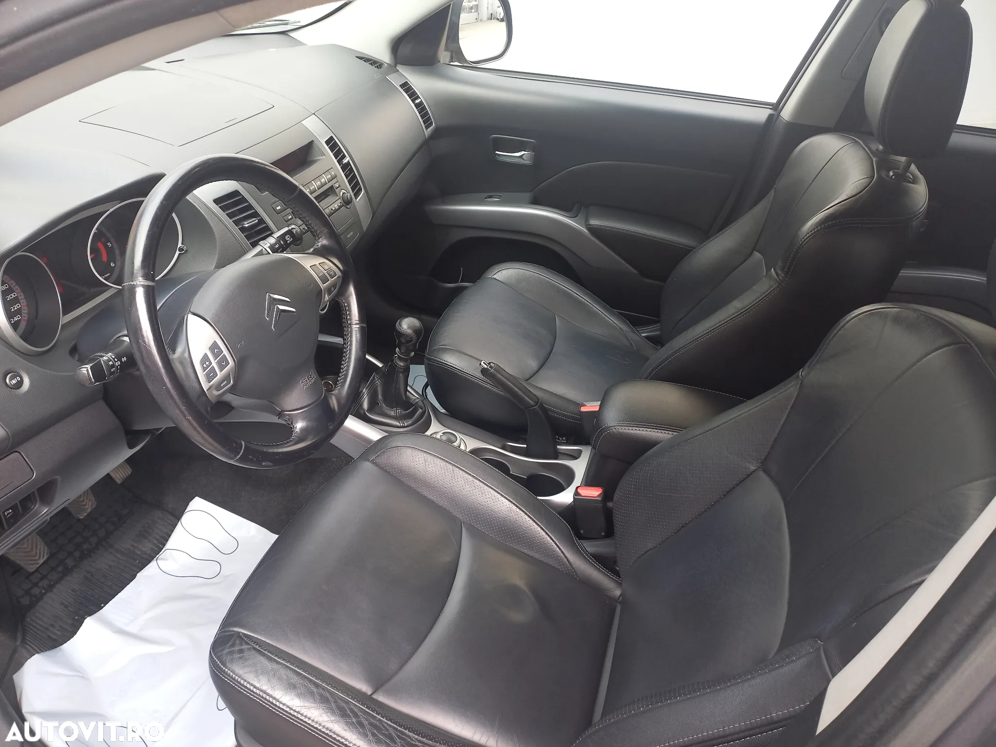 Citroën C-Crosser - 5