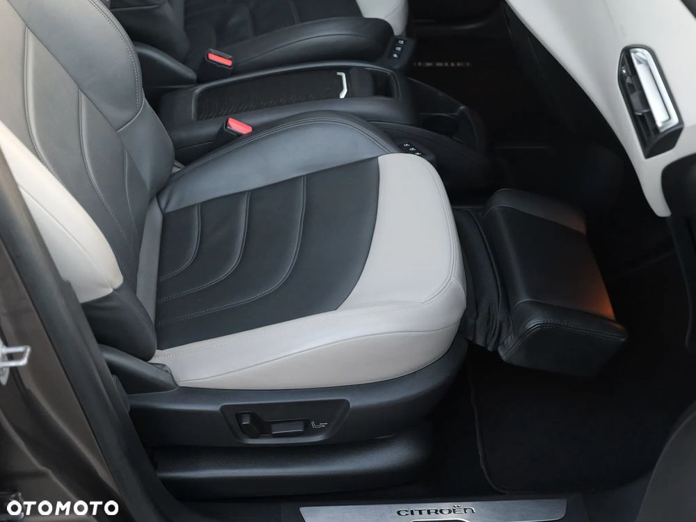 Citroën C4 Picasso 1.6 THP Shine S&S EAT6 - 32