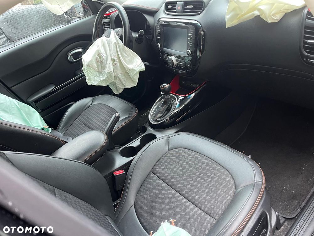 Kia Soul 1.6 T-GDI DCT Turbo - 13
